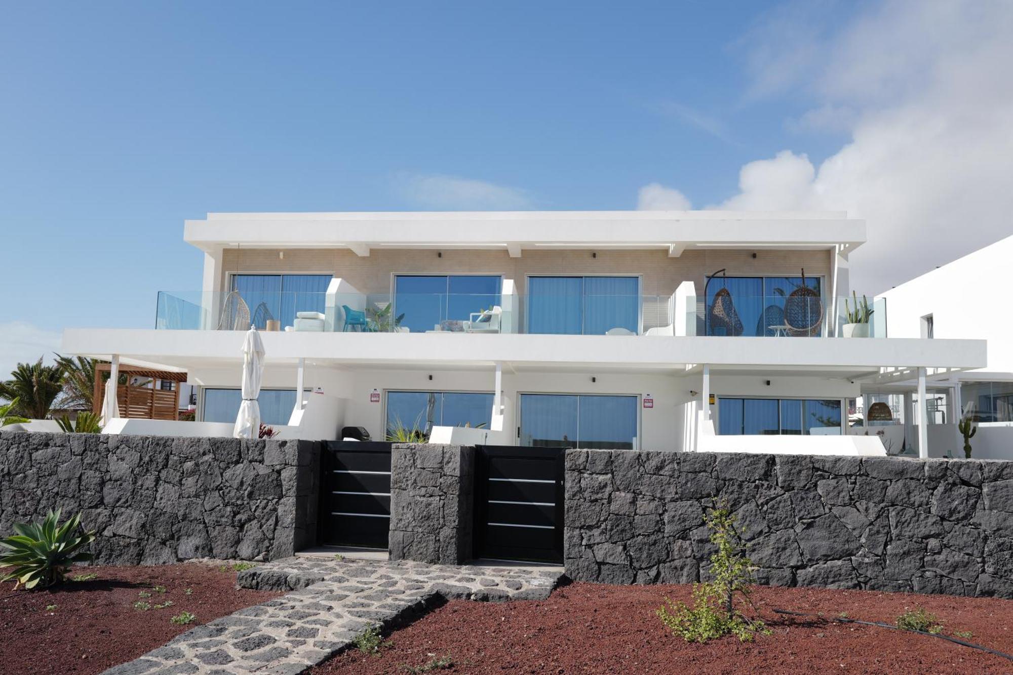 Villa La Perla - Vista Al Mar - *